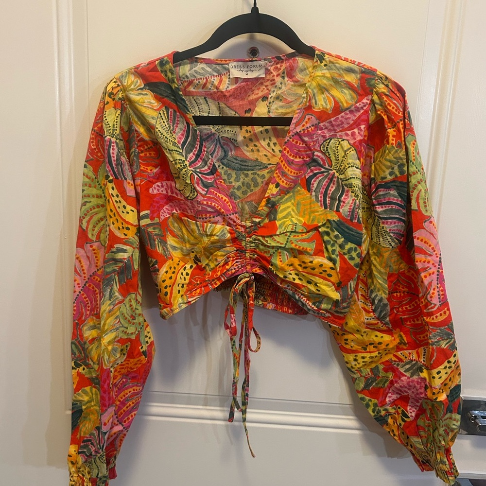 Dress Forum Tropical Leaf Print Long-Sleeve Ruched Crop Top – Size Medium - NWOT